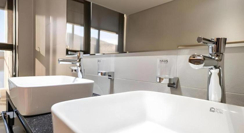 Hotel Haus Капьон Екстер'єр фото